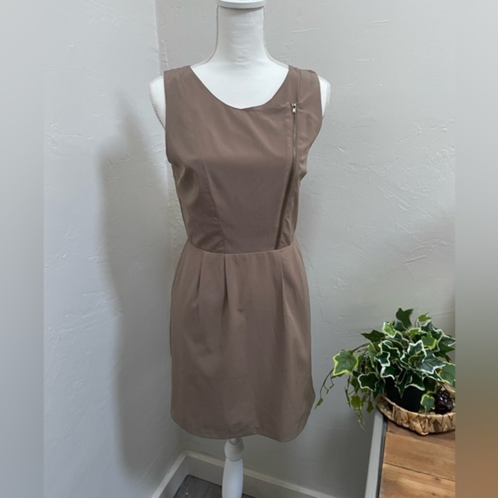 Forever21 Backless Mini‎ Dress Beige size medium